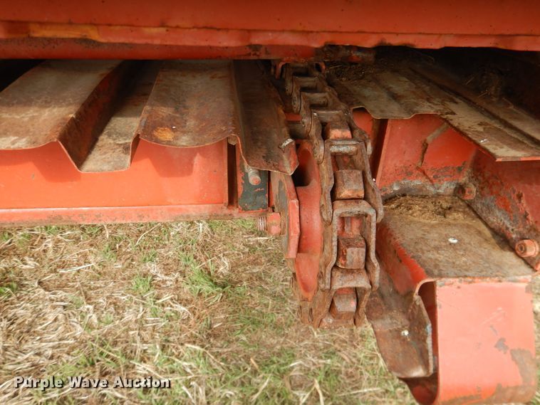 image for item DJ1189 Hesston hay bale stacker