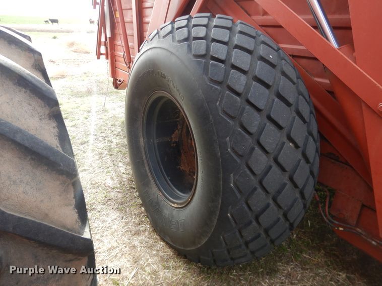image for item DJ1189 Hesston hay bale stacker