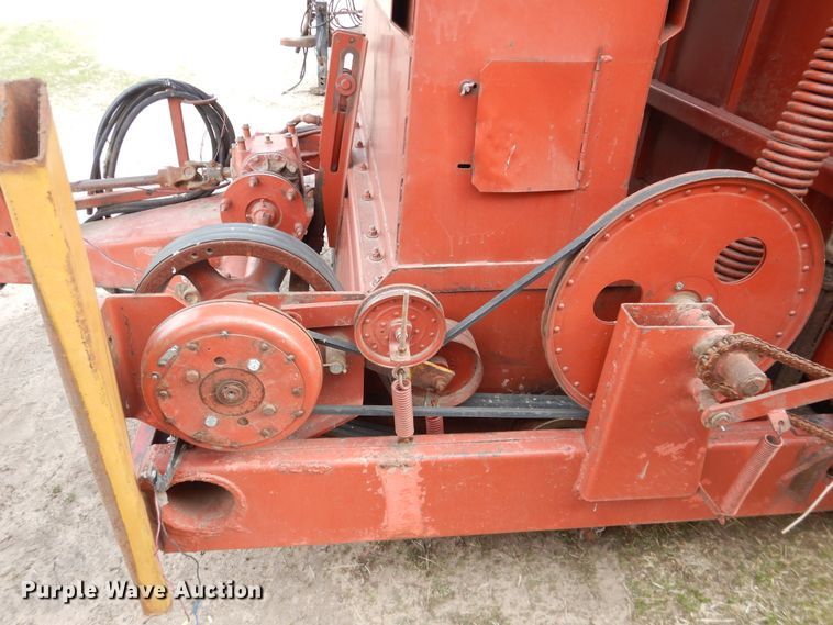 image for item DJ1190 Hesston hay bale stacker