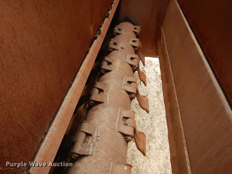 image for item DJ1190 Hesston hay bale stacker