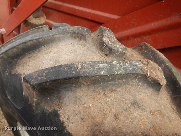 image for item DJ1190 Hesston hay bale stacker