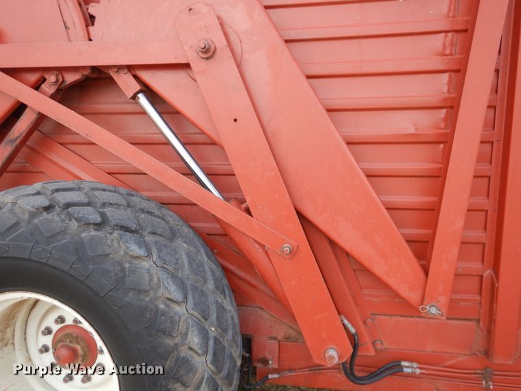 image for item DJ1191 Hesston hay bale stacker