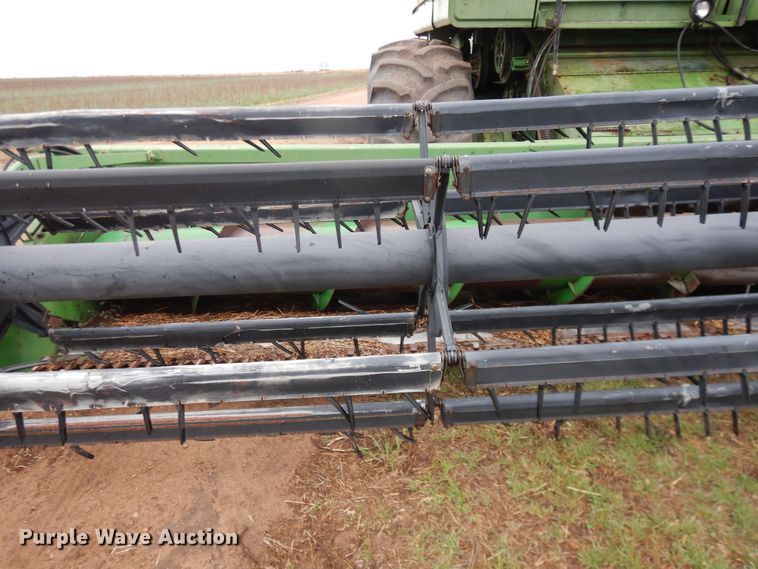 image for item DJ1200 1983 John Deere 8820  combine