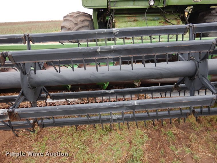 image for item DJ1200 1983 John Deere 8820  combine