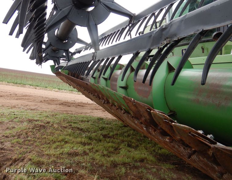 image for item DJ1200 1983 John Deere 8820  combine