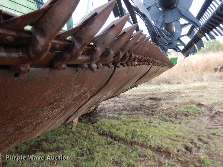 image for item DJ1200 1983 John Deere 8820  combine