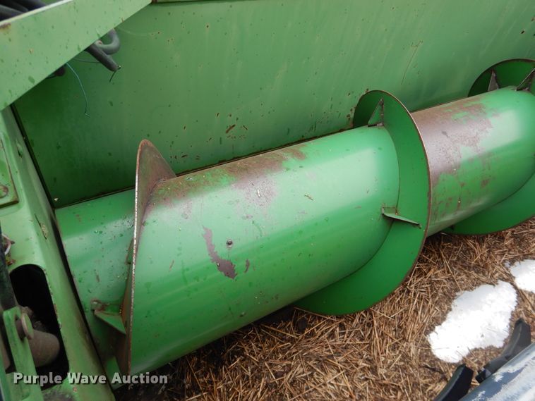 image for item DJ1200 1983 John Deere 8820  combine