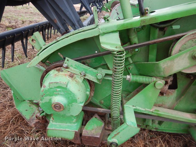 image for item DJ1200 1983 John Deere 8820  combine