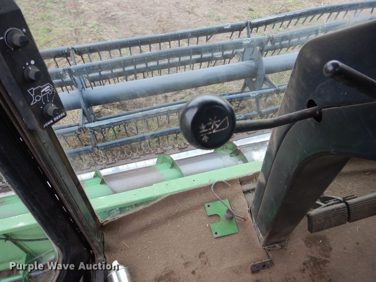 image for item DJ1200 1983 John Deere 8820  combine