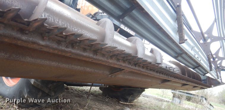 image for item DJ1201 Gleaner L2  combine