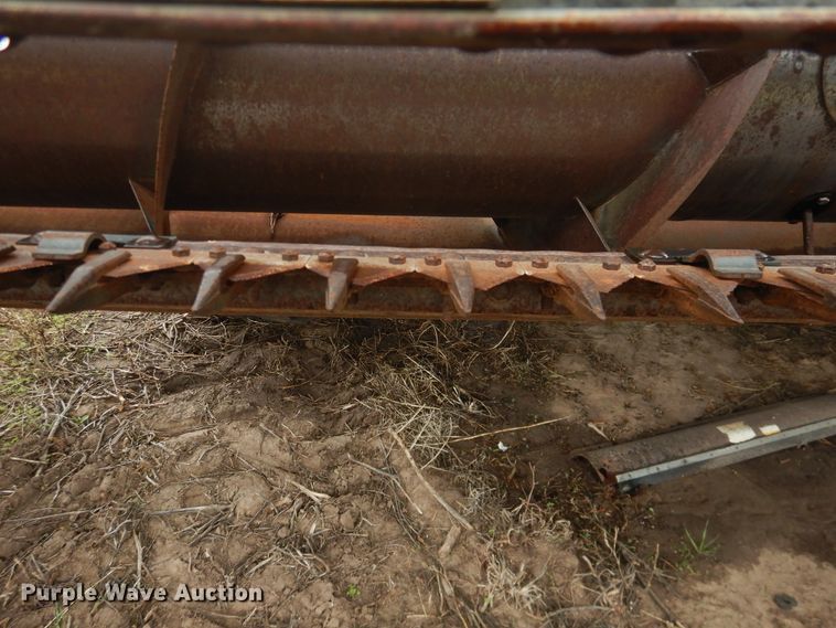 image for item DJ1201 Gleaner L2  combine