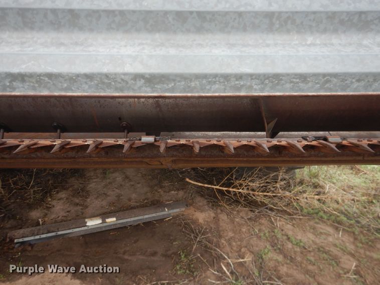 image for item DJ1201 Gleaner L2  combine