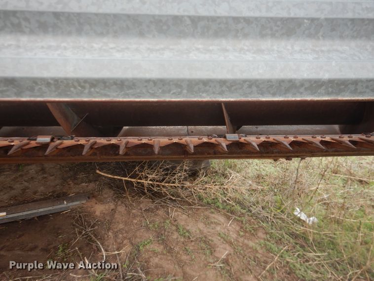 image for item DJ1201 Gleaner L2  combine