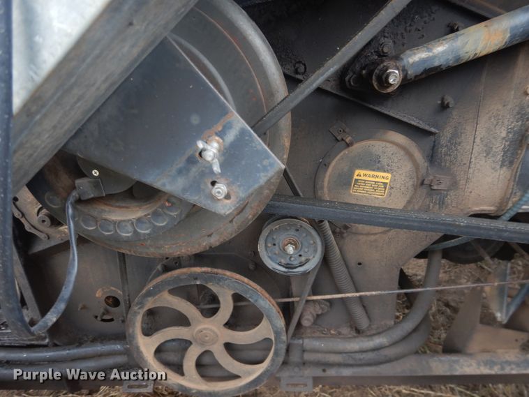 image for item DJ1201 Gleaner L2  combine