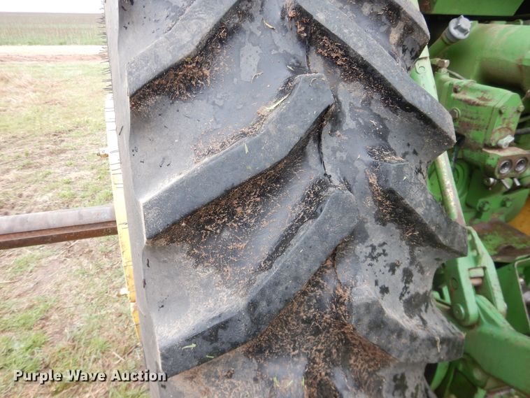 image for item DJ1203 1980 John Deere 4640  tractor