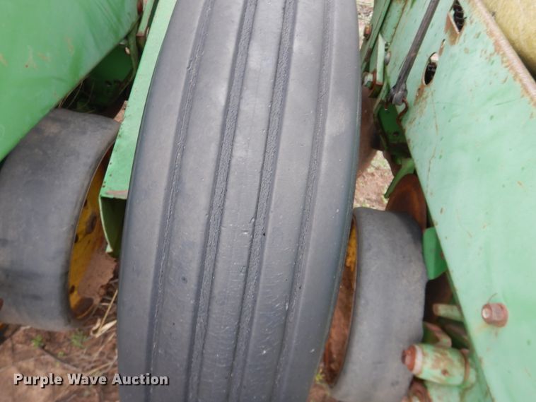 image for item DJ1206 John Deere 7000  planter
