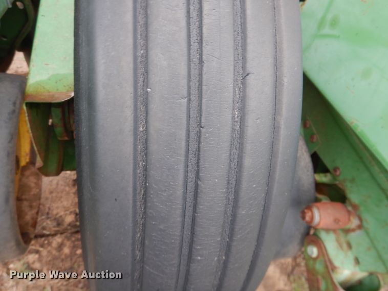 image for item DJ1206 John Deere 7000  planter