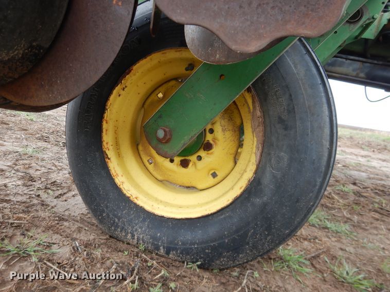 image for item DJ1206 John Deere 7000  planter