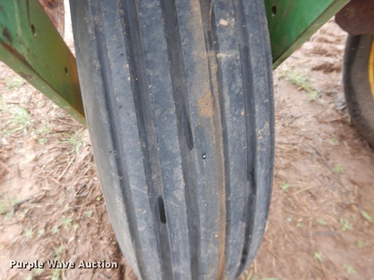 image for item DJ1206 John Deere 7000  planter