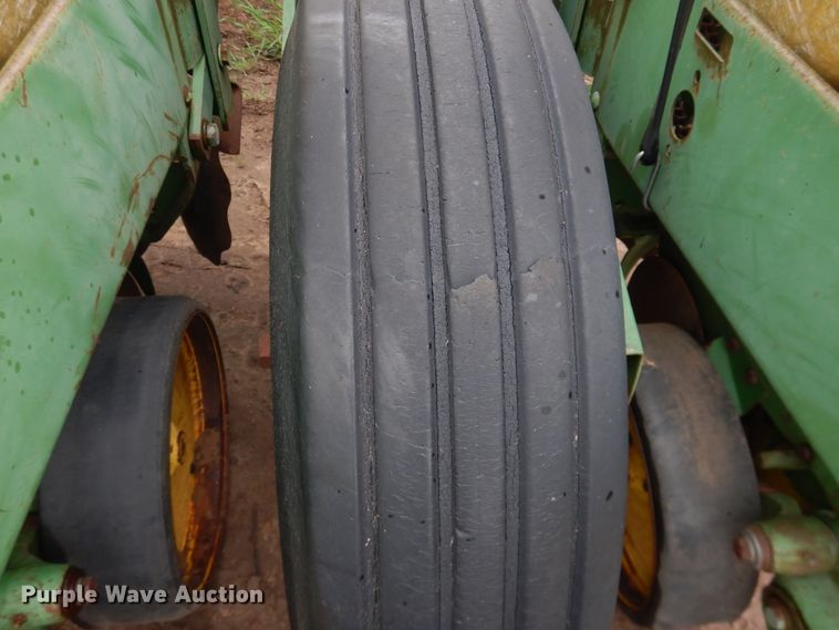 image for item DJ1206 John Deere 7000  planter