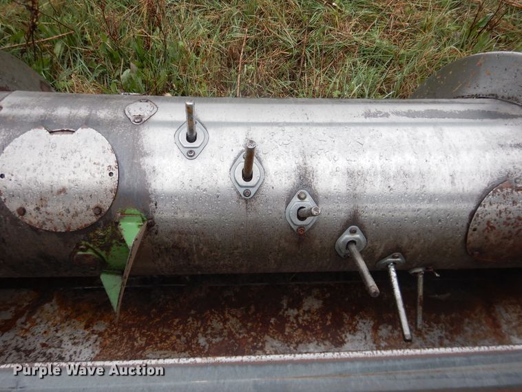 image for item DJ1207 John Deere 222  rigid head