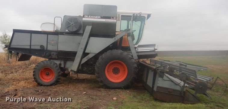 image for item DJ1208 Gleaner L3  combine