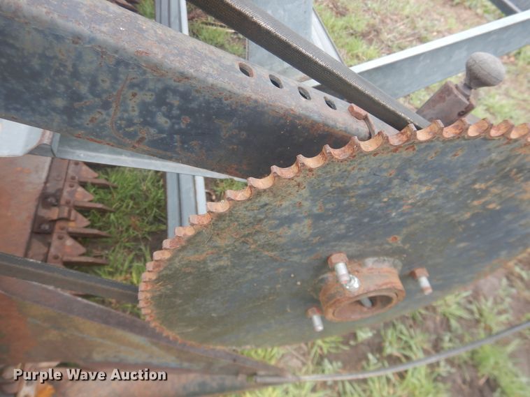 image for item DJ1208 Gleaner L3  combine