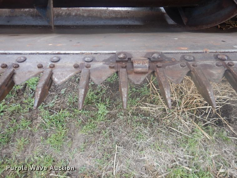 image for item DJ1208 Gleaner L3  combine