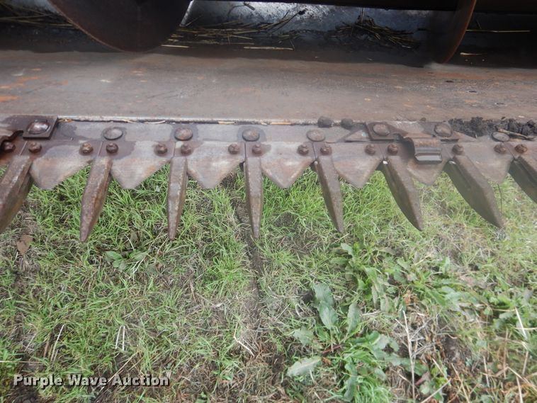 image for item DJ1208 Gleaner L3  combine