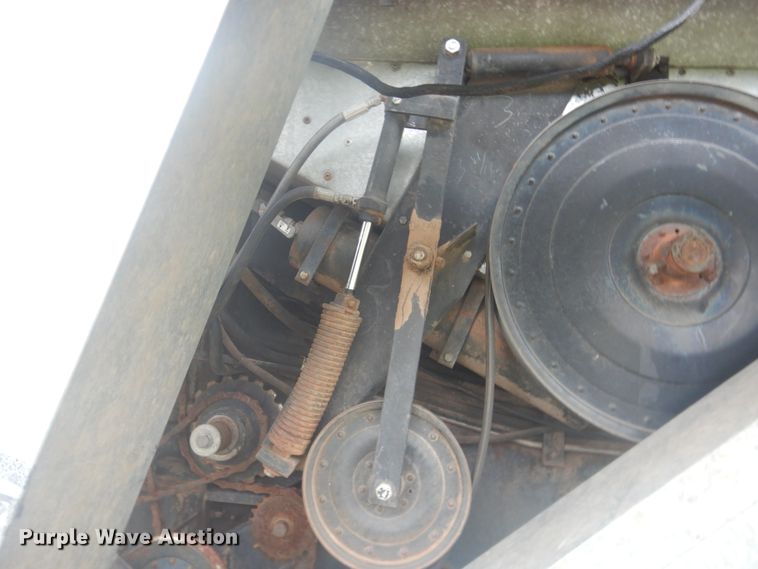 image for item DJ1208 Gleaner L3  combine