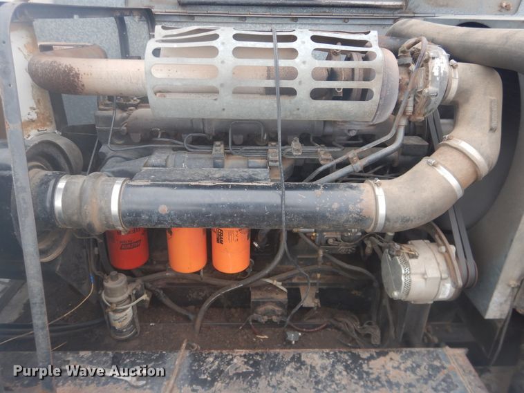 image for item DJ1208 Gleaner L3  combine