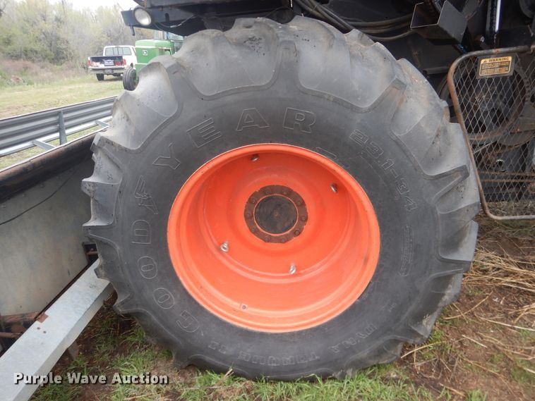 image for item DJ1208 Gleaner L3  combine