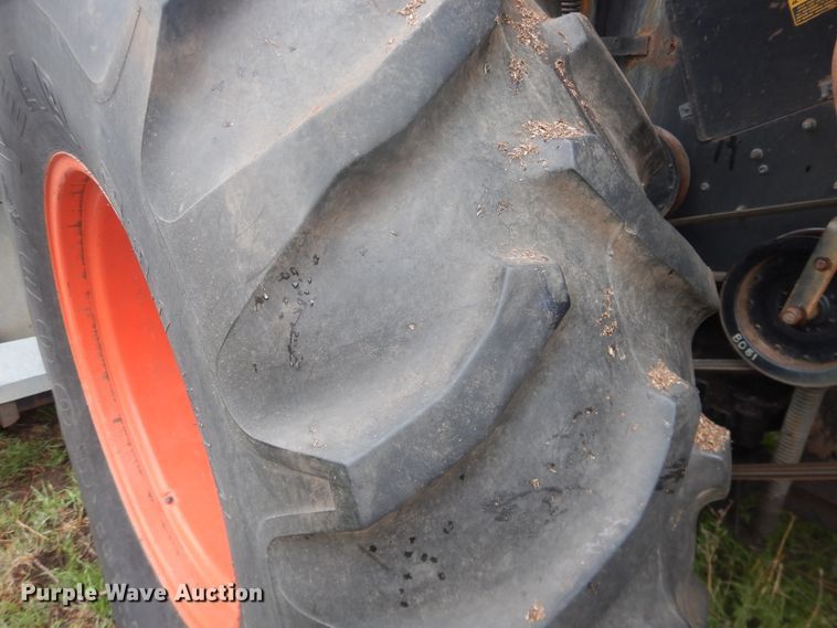 image for item DJ1208 Gleaner L3  combine