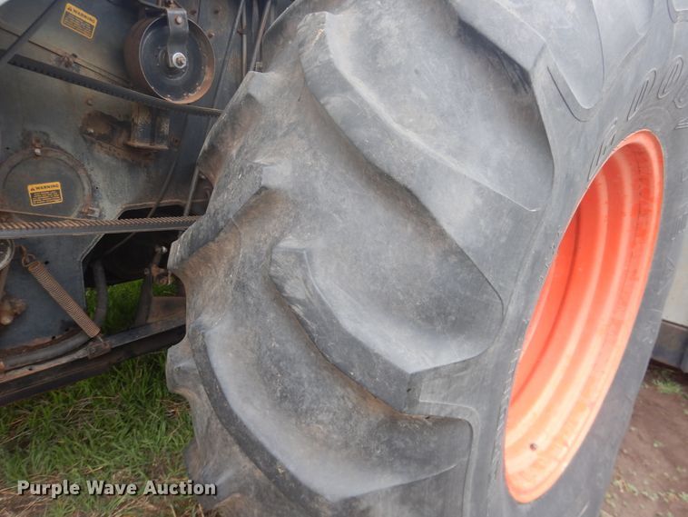 image for item DJ1208 Gleaner L3  combine