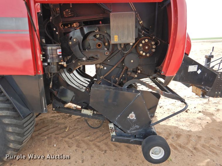 image for item DJ8380 2009 Case IH LB433  large square baler