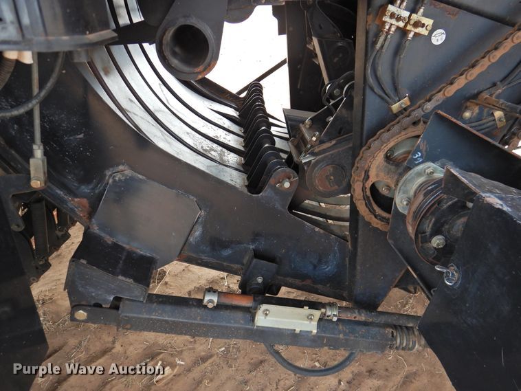 image for item DJ8380 2009 Case IH LB433  large square baler