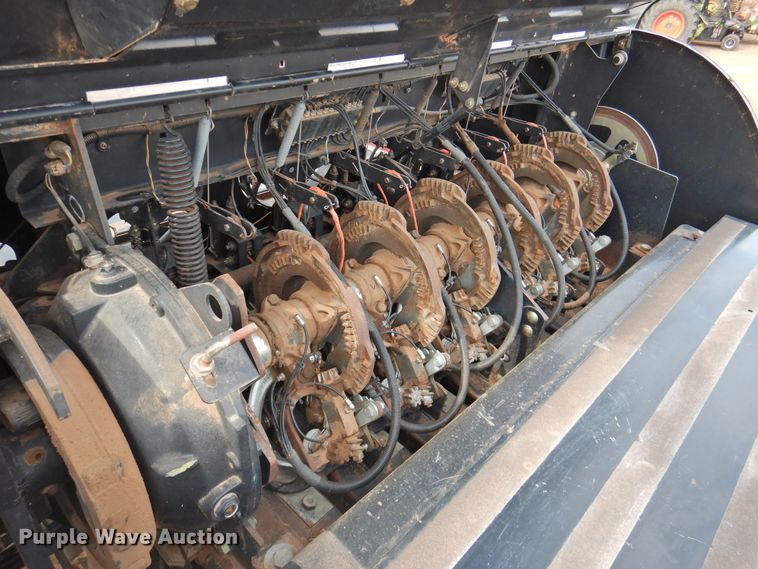 image for item DJ8380 2009 Case IH LB433  large square baler