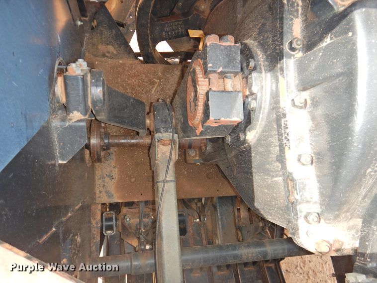 image for item DJ8380 2009 Case IH LB433  large square baler