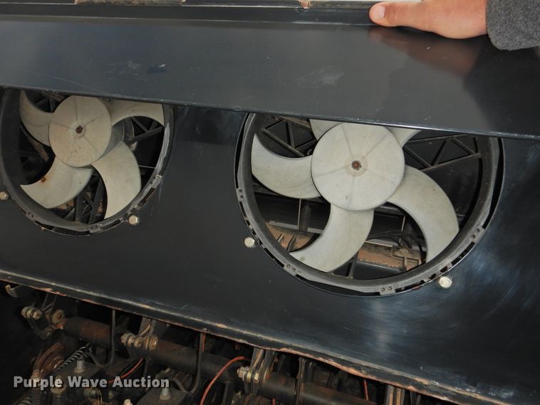 image for item DJ8380 2009 Case IH LB433  large square baler