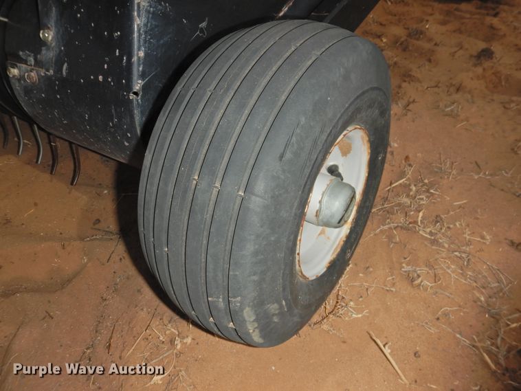 image for item DJ8380 2009 Case IH LB433  large square baler