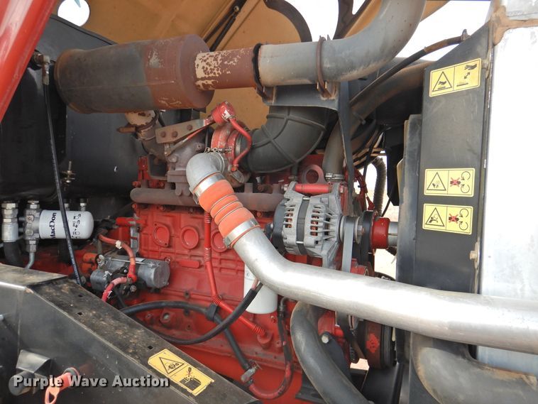 image for item DJ8381 2013 MacDon M205  windrower