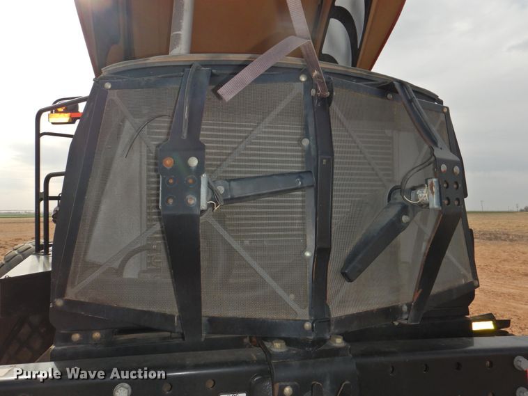 image for item DJ8381 2013 MacDon M205  windrower