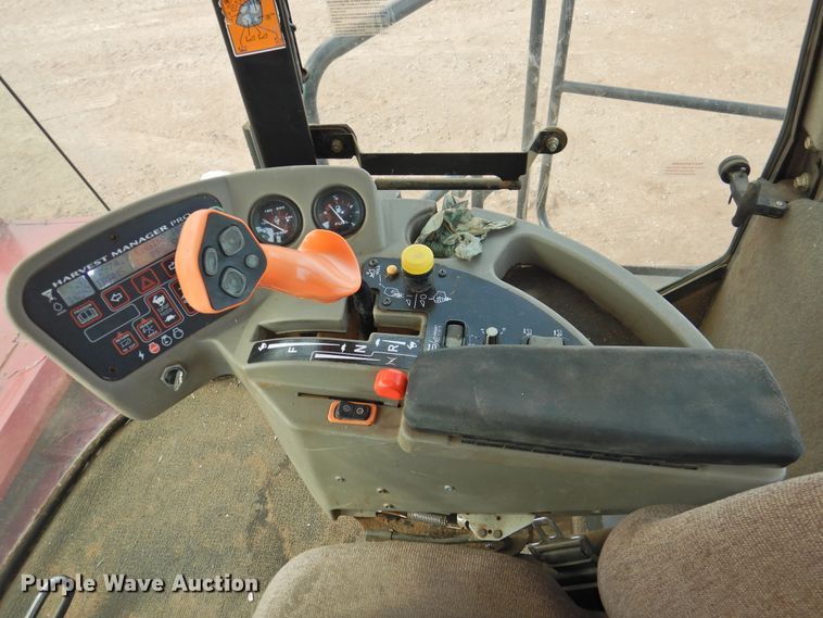 image for item DJ8381 2013 MacDon M205  windrower