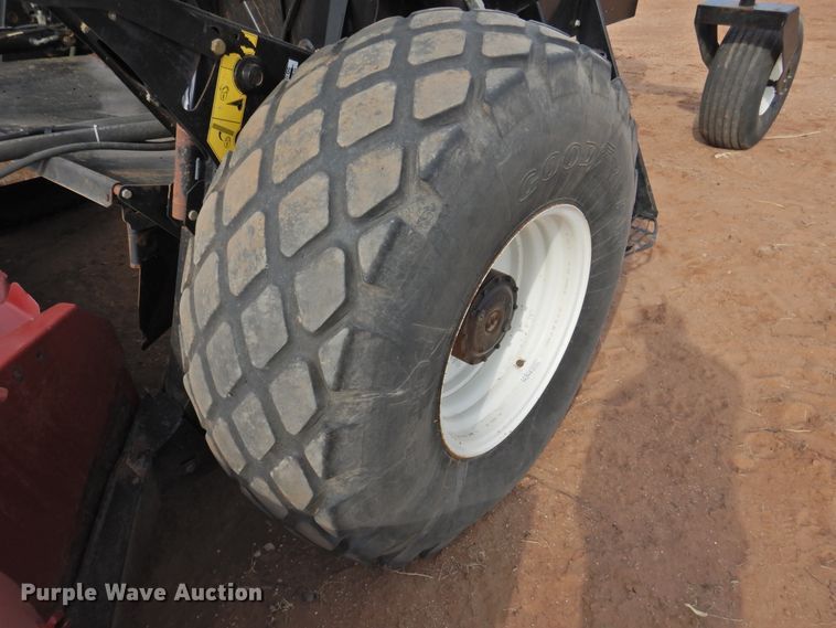 image for item DJ8381 2013 MacDon M205  windrower