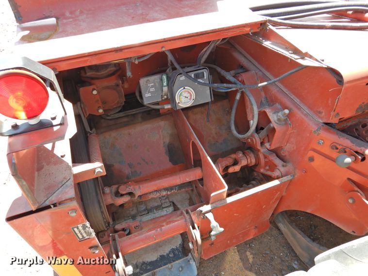 image for item DJ8428 2008 Massey-Ferguson 9635  windrower