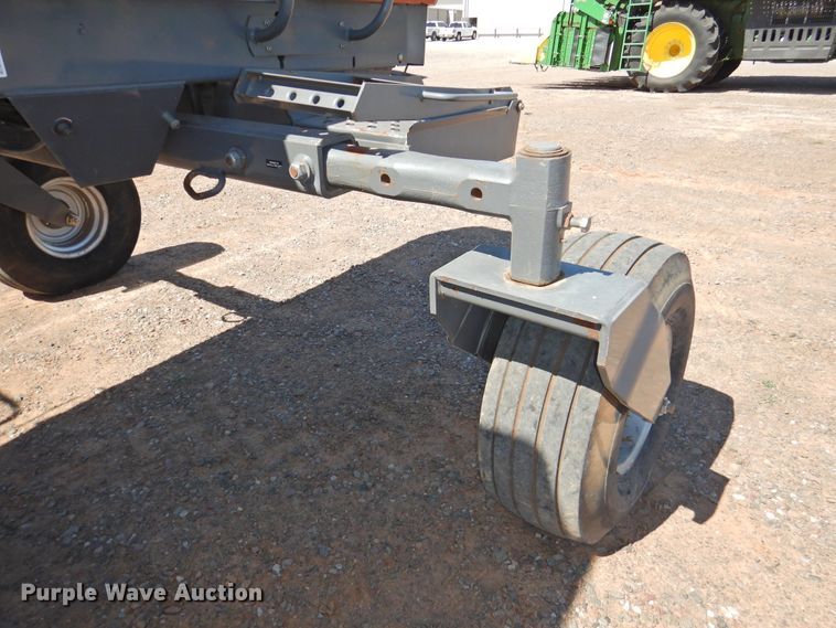 image for item DJ8428 2008 Massey-Ferguson 9635  windrower