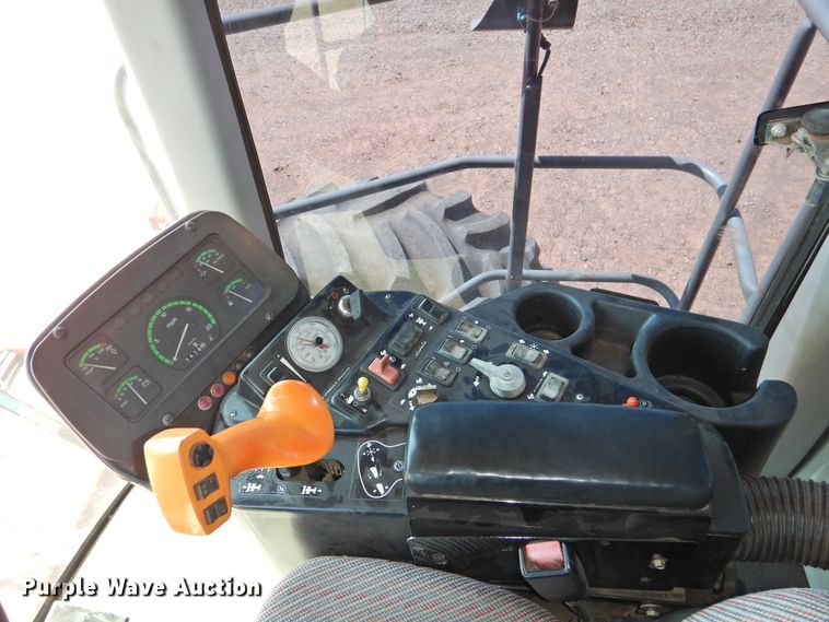 image for item DJ8428 2008 Massey-Ferguson 9635  windrower