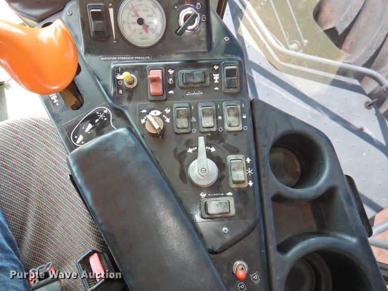 image for item DJ8428 2008 Massey-Ferguson 9635  windrower