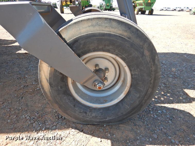 image for item DJ8428 2008 Massey-Ferguson 9635  windrower