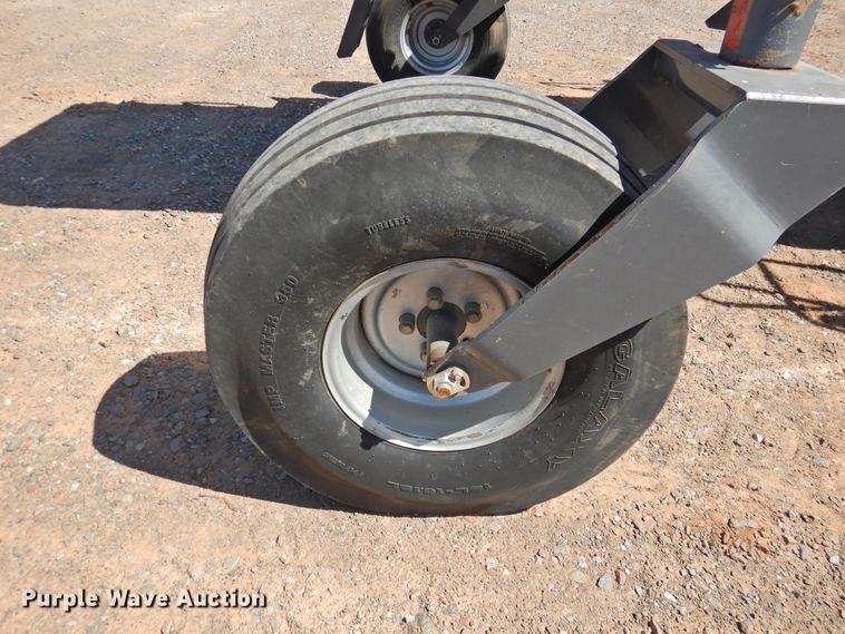 image for item DJ8428 2008 Massey-Ferguson 9635  windrower